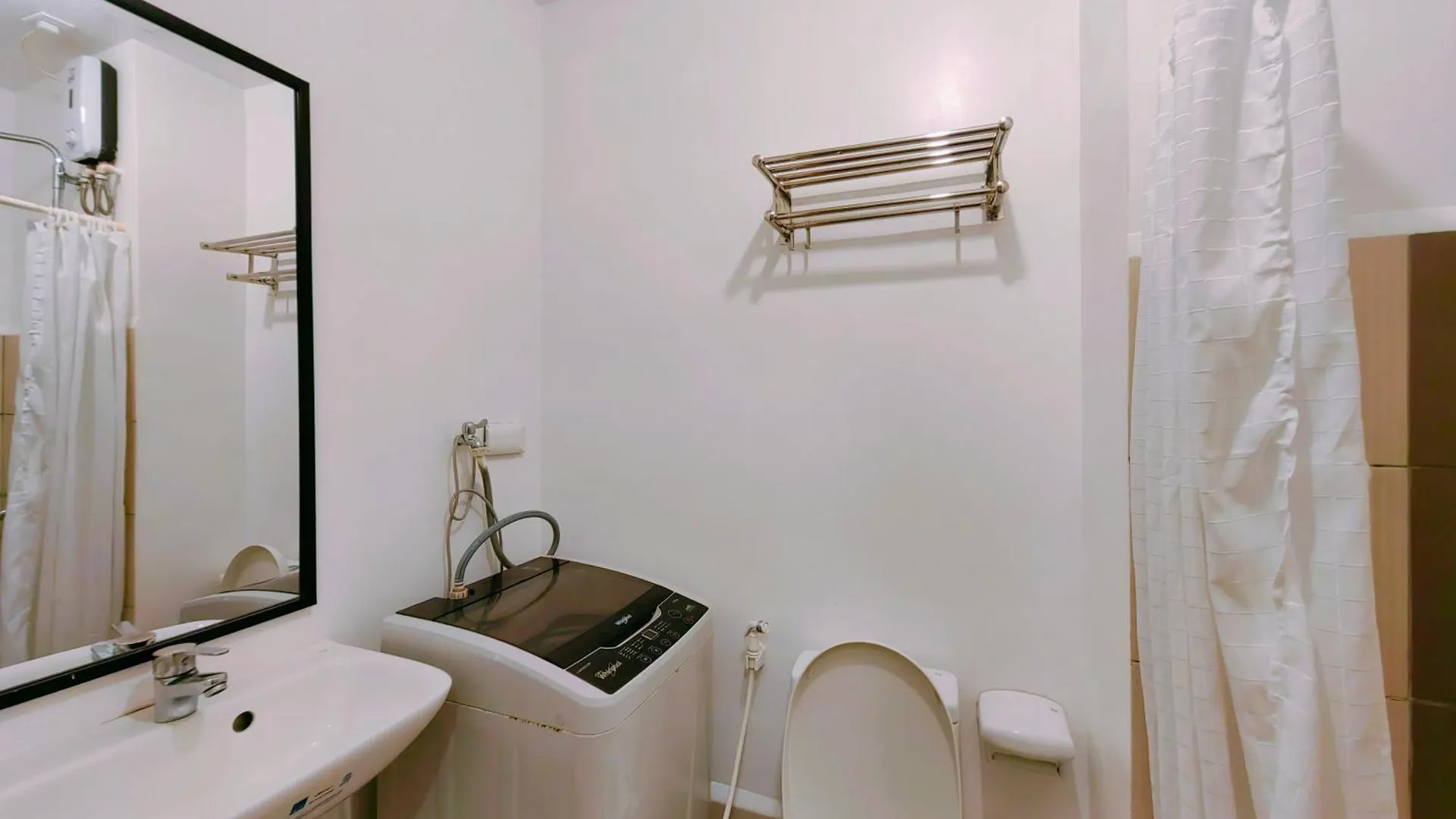 Apad@Graceresidences Nr Bgc Taguig 0*,  Philippines